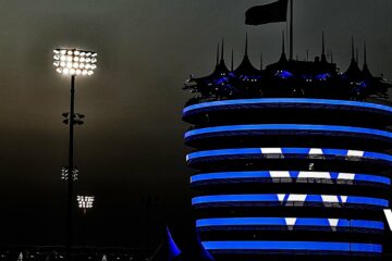 Williams logo in Bahrain - Sakhir